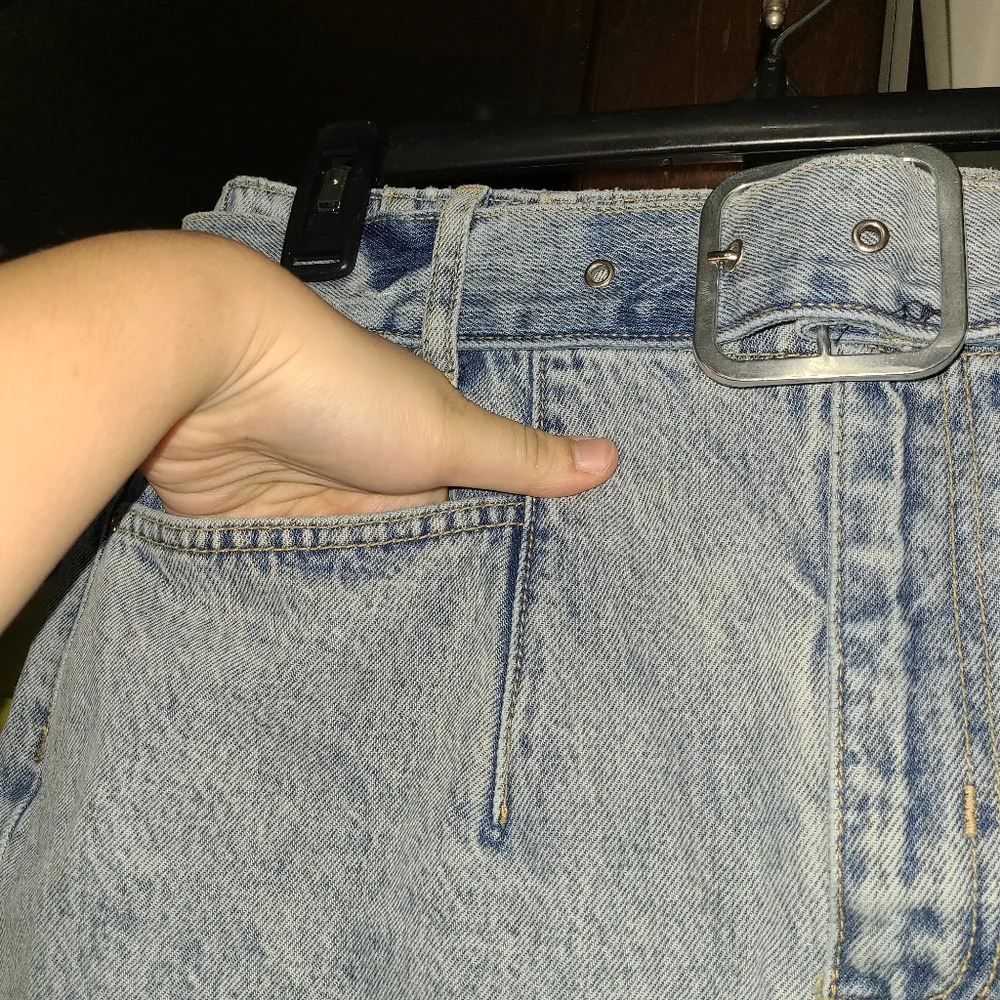 Zara Light Acid Wash Belted Mini Skirt With Belt and Pockets Size Large - Picture 4 of 10